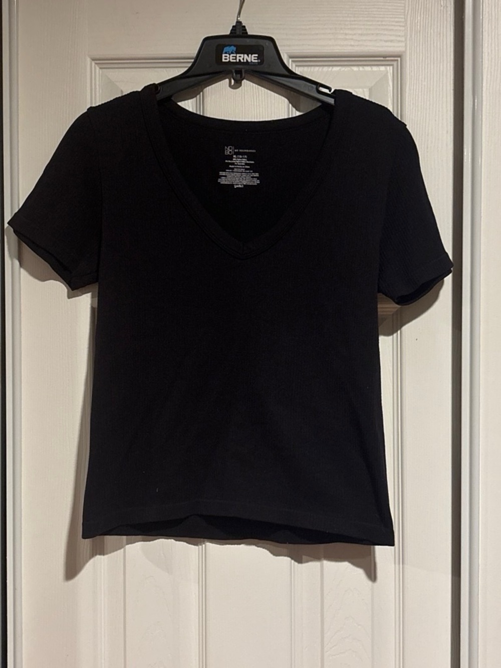 No Boundaries Black Ribbed V-Neck Short Sleeve Tee